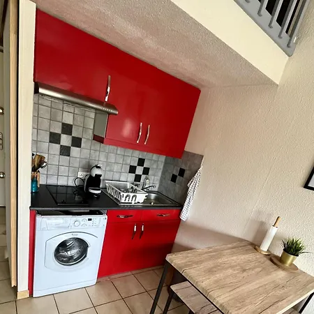 à Saintemarielamer Proche De La Appartement Sainte-Marie-la-Mer